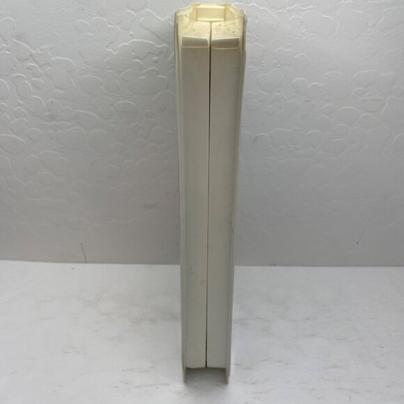 Disney Home Video Pooh's Grand Adventure Search Christopher Robin VHS Clamshell - Picture 8 of 9